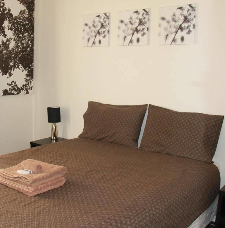 Malibu Apartments - Перт Екстер'єр фото