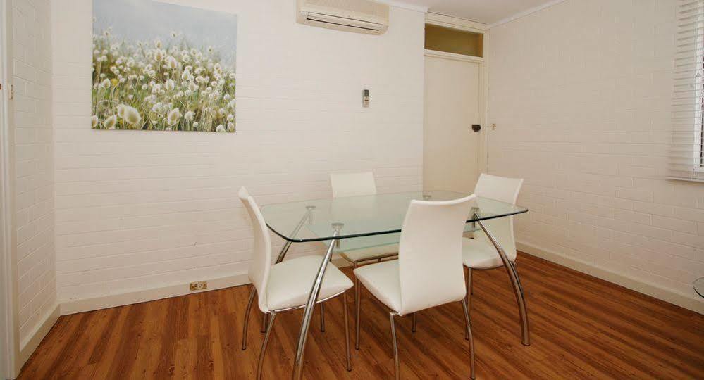 Malibu Apartments - Перт Екстер'єр фото